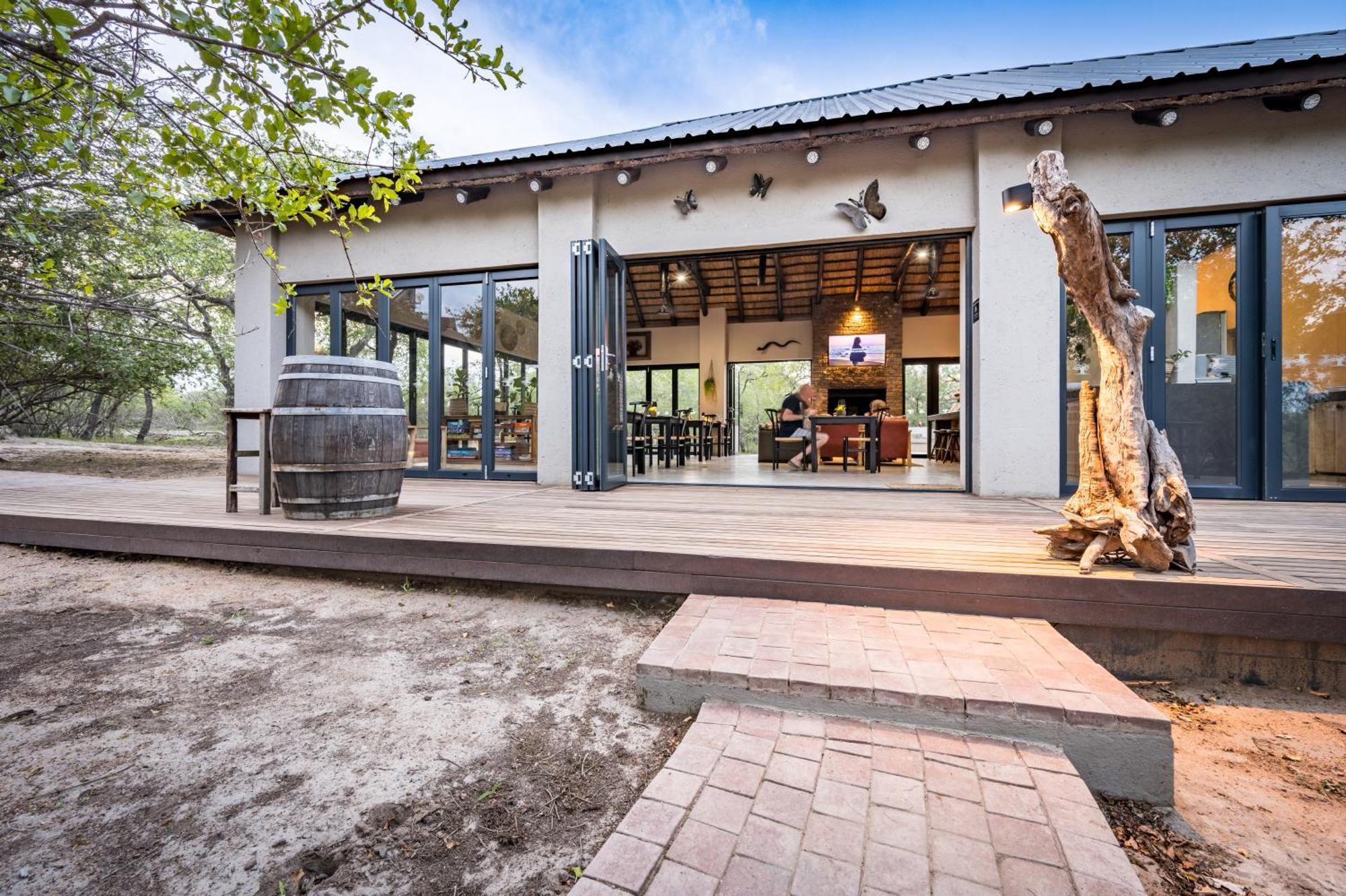 The Baobab Bush Lodge And Villa Hoedspruit Exterior photo